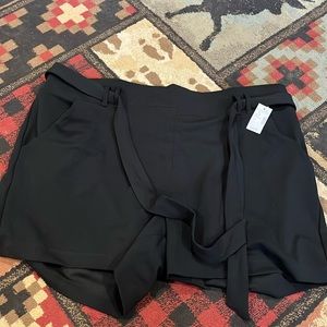 Bnwt womens Maurice’s shorts